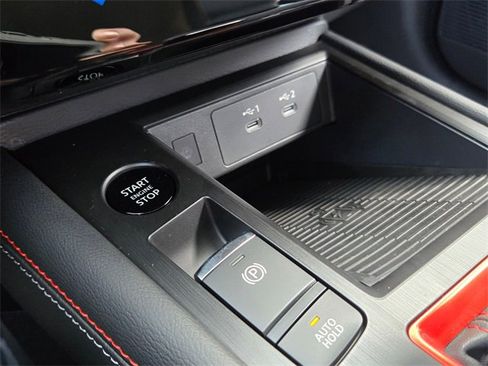 New 2026 Nissan Kicks SR w/ Cold Weather Package image 23