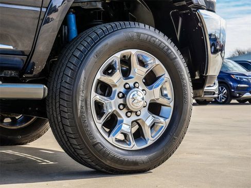 Used 2017 RAM 2500 Limited image 9