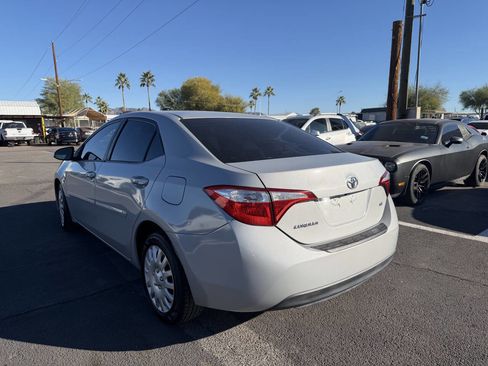 Used 2015 Toyota Corolla LE image 14