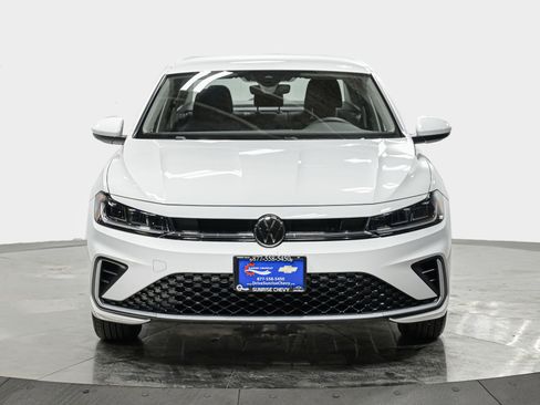 Used 2025 Volkswagen Jetta S image 12