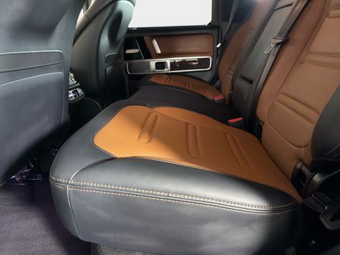 Used 2022 Mercedes-Benz G 550 image 27
