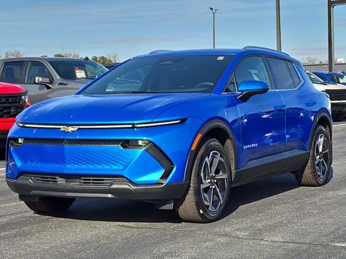 New 2026 Chevrolet Equinox EV LT image 1