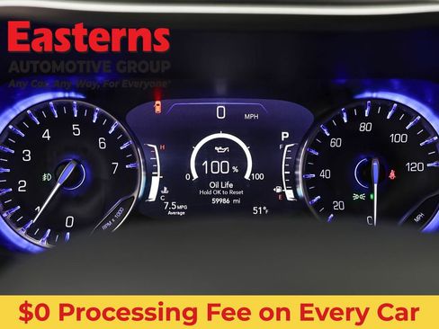 Used 2023 Chrysler Pacifica Touring-L FWD image 18
