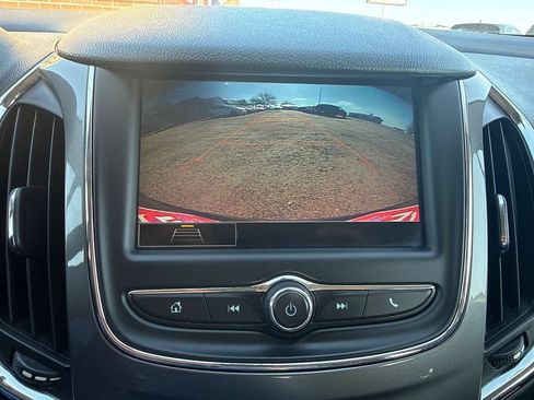 Used 2019 Chevrolet Cruze LS w/ LS Convenience Package FWD image 23
