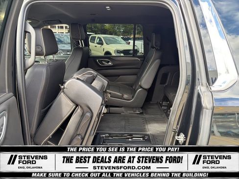 Used 2023 GMC Yukon XL SLT w/ SLT Luxury Package AWD/4WD image 34