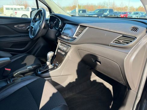 Used 2018 Buick Encore Preferred image 10