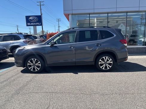 Used 2022 Subaru Forester Limited w/ Popular Package #2 image 7