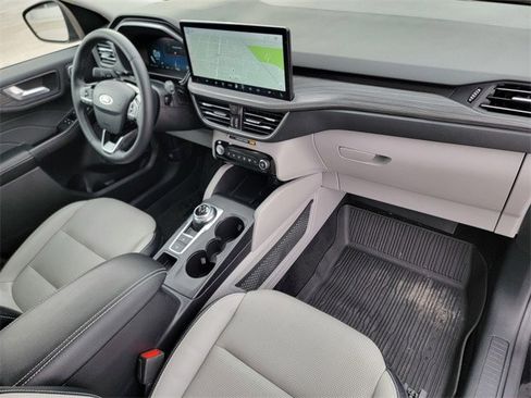 Certified 2023 Ford Escape Platinum image 24