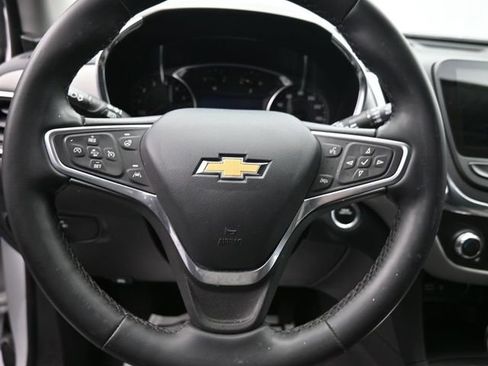Used 2023 Chevrolet Equinox LT image 39