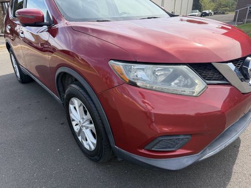 Used 2016 Nissan Rogue SV w/ SV Premium Package AWD/4WD image 5