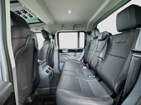 Used 2025 INEOS Grenadier AWD/4WD image 11