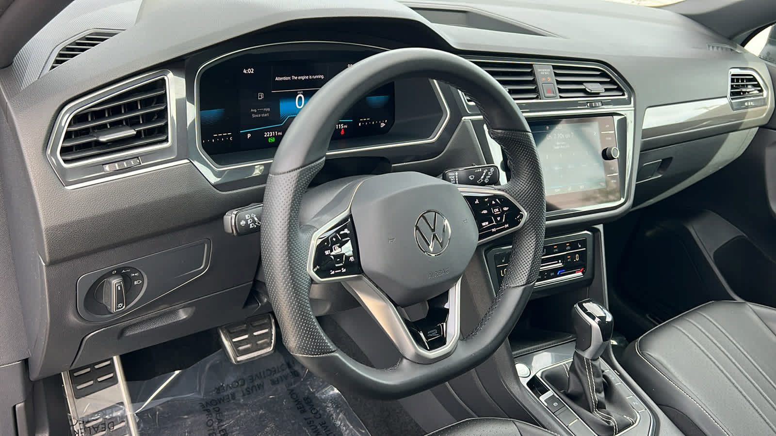 Certified 2023 Volkswagen Tiguan SE R-Line FWD image 10