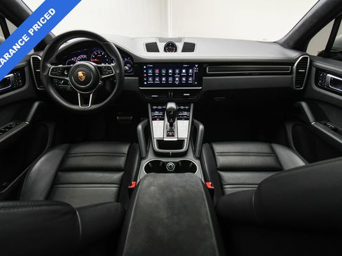Used 2023 Porsche Cayenne GTS image 13