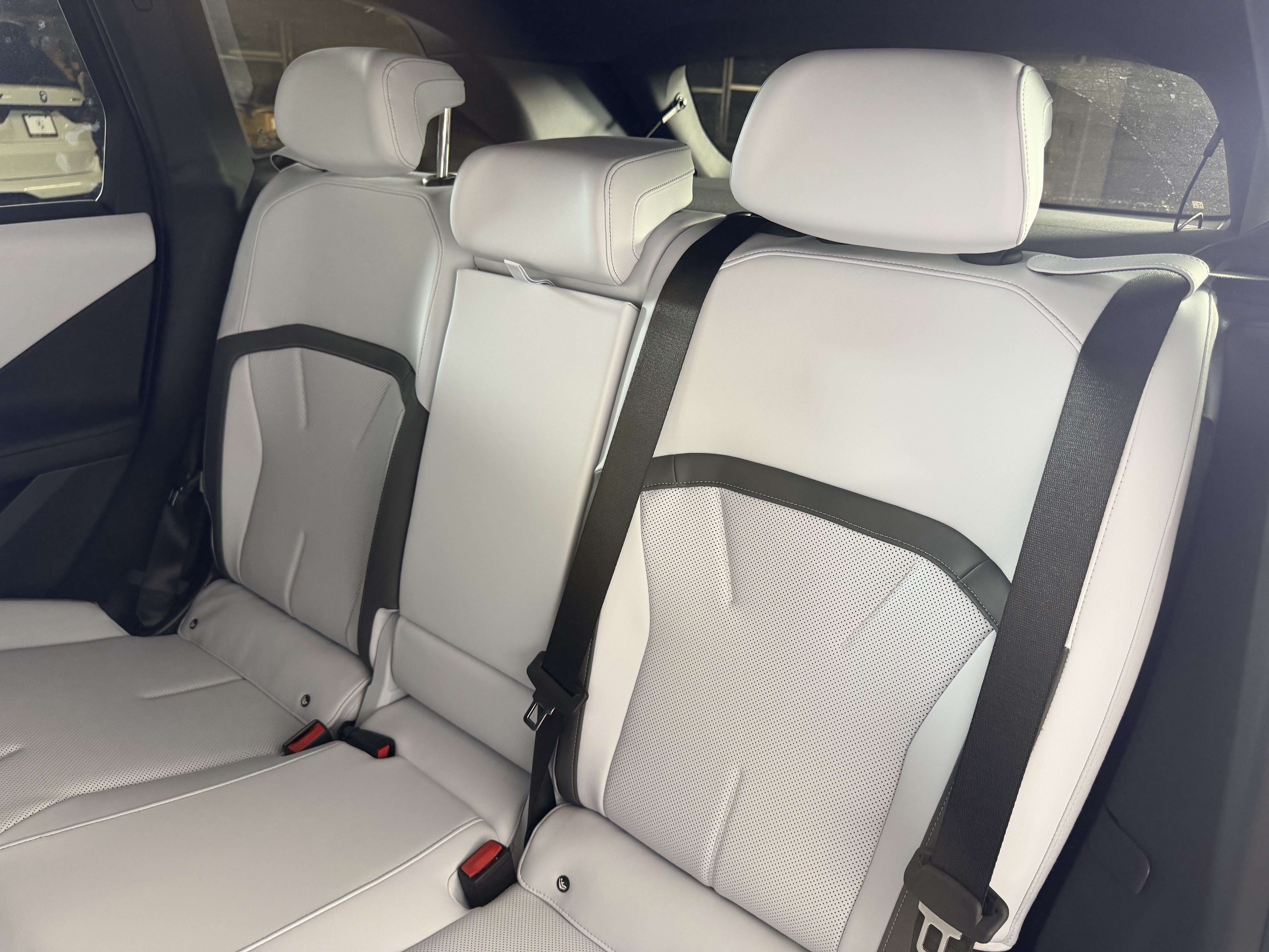 New 2027 BMW iX3 50 xDrive AWD/4WD image 16