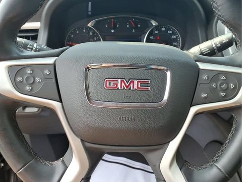Used 2023 GMC Acadia SLT w/ Elevation Edition FWD image 15