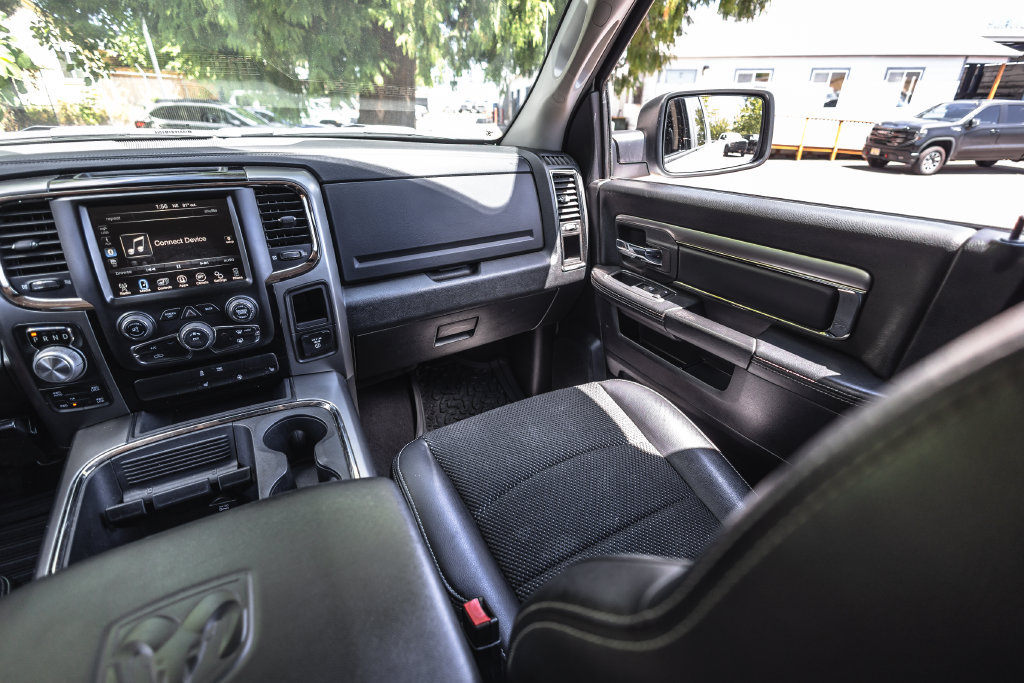 Used 2016 RAM 1500 Sport w/ Comfort Group AWD/4WD image 23