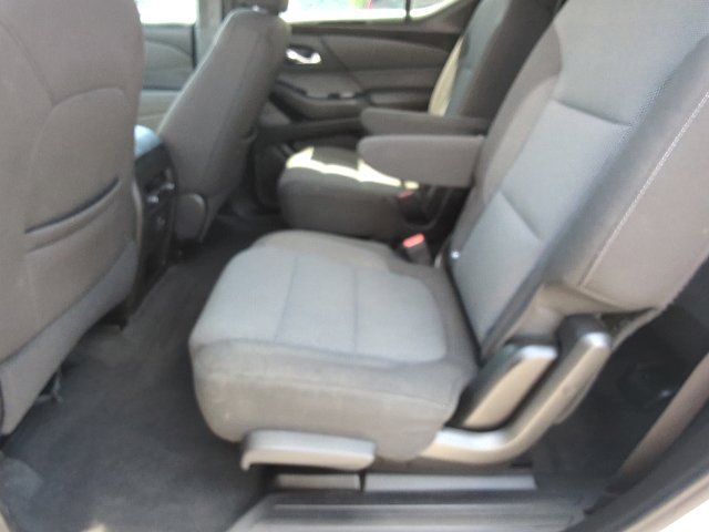Used 2023 Chevrolet Traverse LT w/ Midnight/Sport Edition AWD/4WD image 26