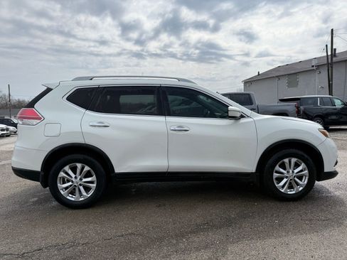 Used 2014 Nissan Rogue SV image 7
