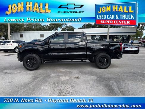 Used 2021 Chevrolet Silverado 1500 Custom Trail Boss w/ Safety Confidence Package AWD/4WD image 5