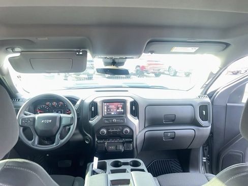 Used 2025 Chevrolet Silverado 1500 Custom Trail Boss image 40