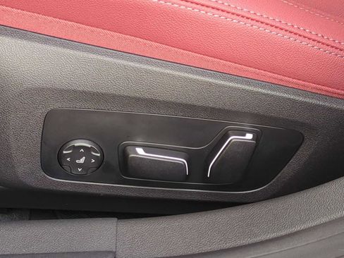 New 2025 BMW 430i xDrive w/ M Sport Package image 18