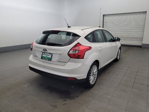 Used 2014 Ford Focus Titanium FWD image 9