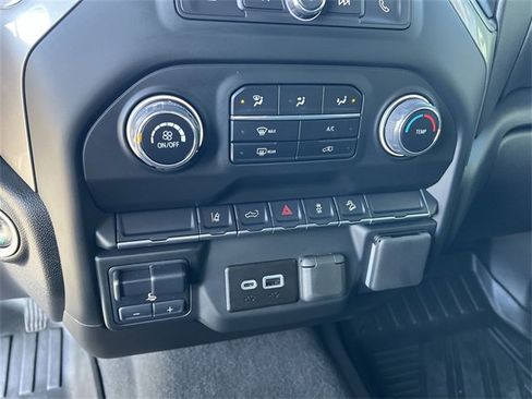 Certified 2025 Chevrolet Silverado 2500 Custom w/ Custom Convenience Package image 16