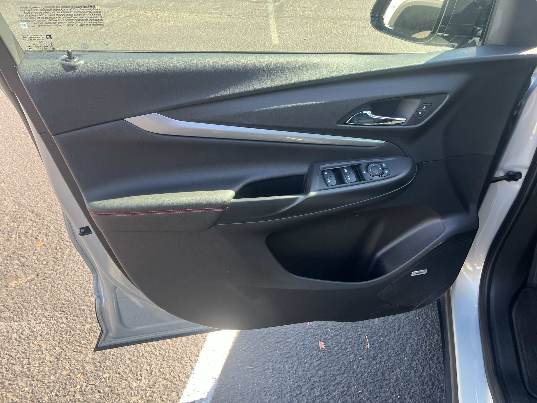 Used 2023 Chevrolet Bolt EUV Premier w/ Sun & Sound Package FWD image 18