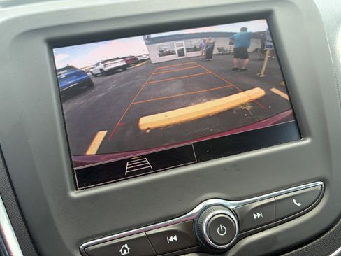 Used 2023 Chevrolet Equinox LT FWD image 21