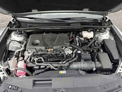 Used 2024 Toyota Camry SE image 17