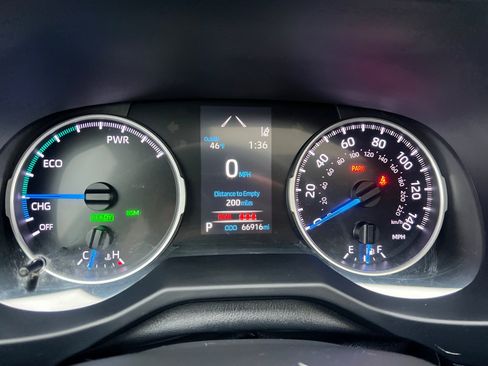 Certified 2021 Toyota RAV4 XLE image 21