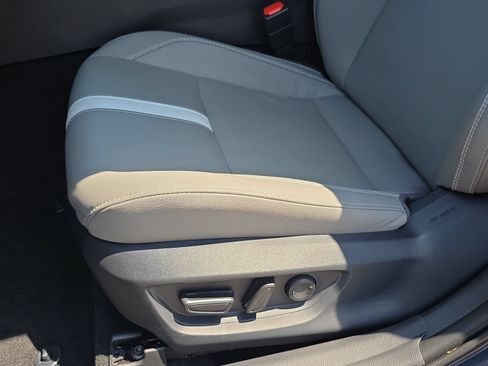 Used 2026 Toyota Camry SE w/ Multimedia Upgrade Package FWD image 26