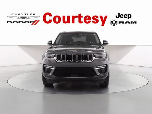 Certified 2022 Jeep Grand Cherokee Limited image 10