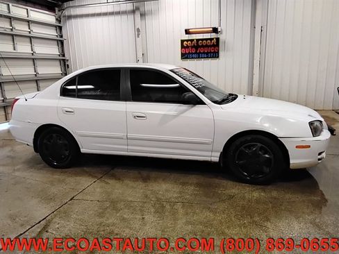 Used 2005 Hyundai Elantra GLS image 2