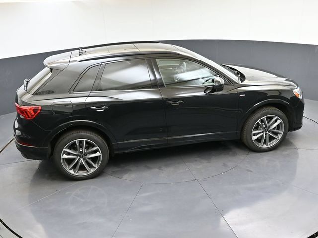 Used 2024 Audi Q3 2.0T Premium w/ Convenience Package AWD/4WD image 43