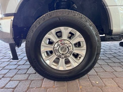Used 2020 Ford F350 XLT w/ XLT Value Package AWD/4WD image 25