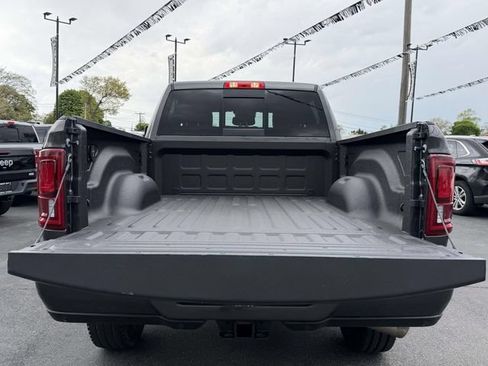 Used 2026 RAM 2500 Laramie AWD/4WD image 8