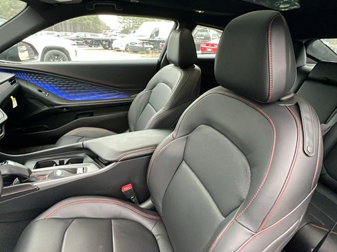 Used 2024 Dodge Charger R/T w/ Plus Group image 17