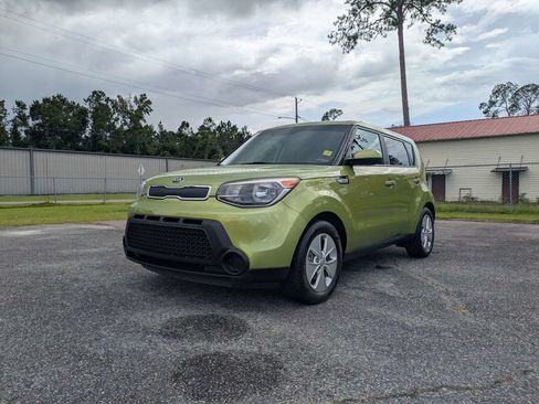 Used 2015 Kia Soul FWD image 9