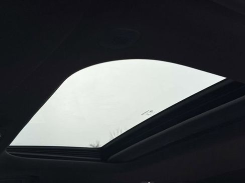 New 2025 Jeep Grand Cherokee L Altitude image 24