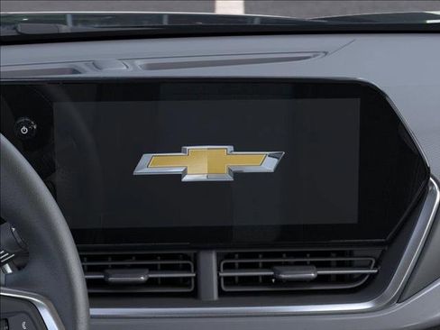 New 2025 Chevrolet Trax LT w/ Sunroof Package image 20
