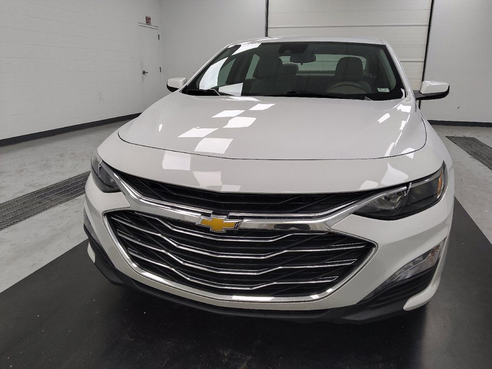 Used 2023 Chevrolet Malibu LT FWD image 14
