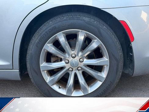 Used 2016 Chrysler 300 Limited w/ Driver Convenience Group AWD/4WD image 7