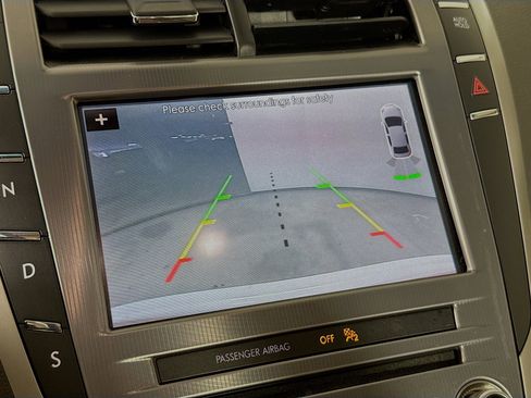 Used 2019 Lincoln MKZ Reserve w/ Reserve Plus Package image 16