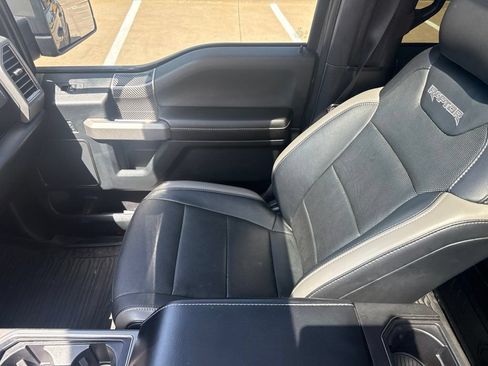 Used 2018 Ford F150 Raptor w/ Equipment Group 802A Luxury AWD/4WD image 13