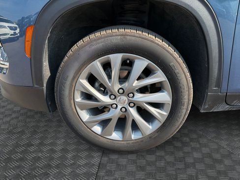 Used 2025 Buick Enclave Preferred w/ Trailering Package, 5000 lbs. AWD/4WD image 28