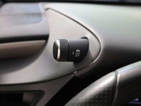 Used 2023 Lexus ES 350 F Sport w/ Accessory Package (Z2) FWD image 32