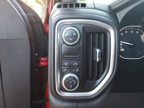 Used 2019 GMC Sierra 1500 SLT w/ SLT Premium Package image 31