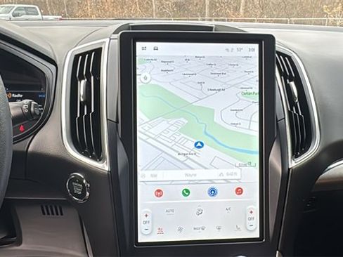 Certified 2024 Ford Edge Titanium w/ Titanium Elite Package image 24