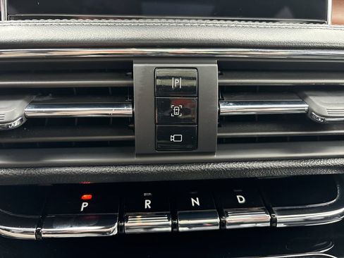 Certified 2021 Lincoln Corsair Reserve w/ Equipment Group 201A image 27